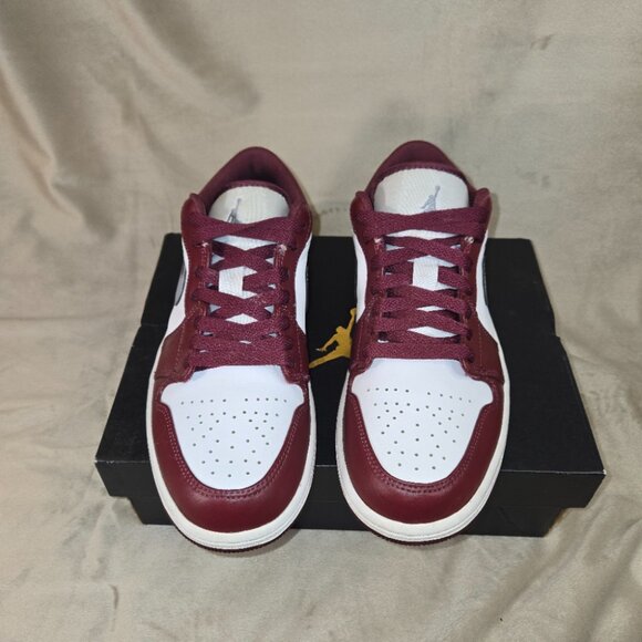 AIR JORDAN 1LOW MEN'S US 7.5/EU 40.5 - Picture 3 of 11